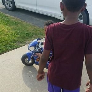 Meet your Posher, Antoinette